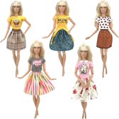 Vêtements de poupée Isa's Friends® - 5 tenues pour poupées - Convient pour Barbie - Set 'Sophie''