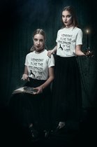 Rick & Rich - Wit T-shirt - Wednesday is like the middlefinger of the week - The Addams Family - Gothic T-shirt - Wednesday T-shirt - Wit Wednesday T-shirt - Wit T-shirt maat L - T-shirt met ronde hals - Wednesday Addams