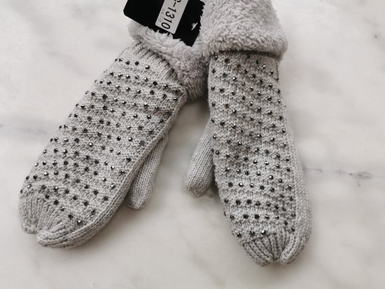 Reusch Molly Damen Fäustlinge mit R-TEX XT & Primaloft Gold – Flauschige Winterhandschuhe mit Fake Fur, Touchscreen-Funktion, wasserdicht, Winddicht, atmungsaktiv & weich gefüttert
