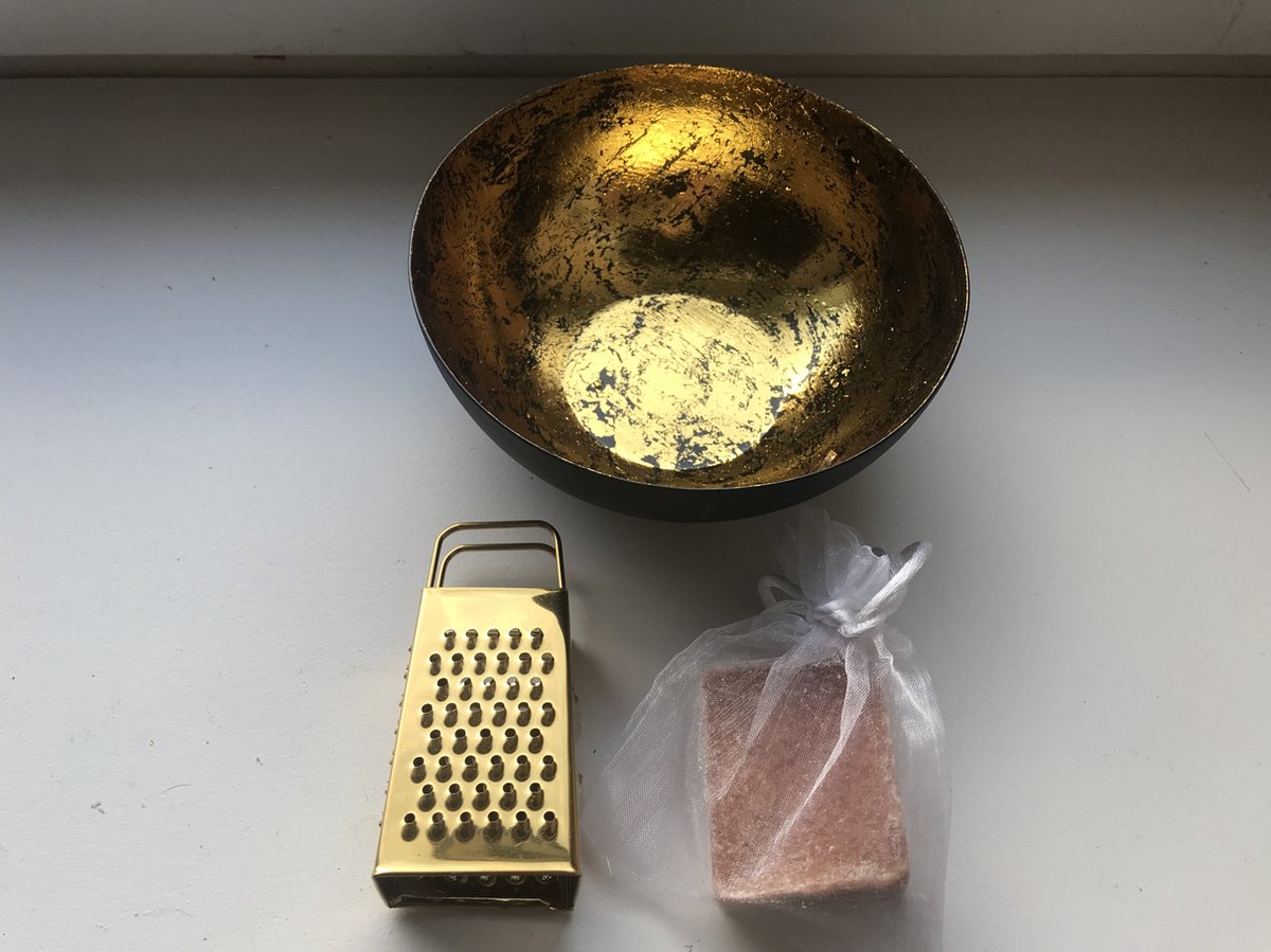 SET 7 - Amberblokjes set - goudkleurig schaaltje en mini goud raspje -cadeau set- cadeau tip - s cadeau- moederdag cadeau- amberblokje