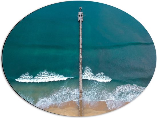 WallClassics - Dibond Ovaal - Bovenaanzicht van Vlonder over Zee - 56x42 cm Foto op Ovaal (Met Ophangsysteem)