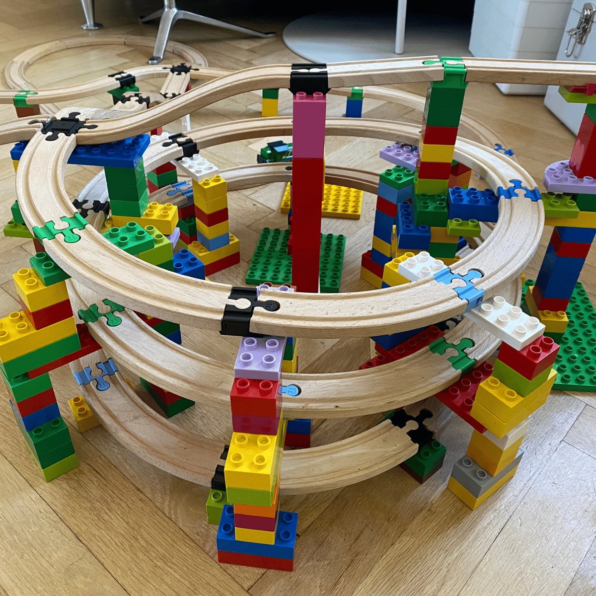 Toy2 Builder Set XL - 44 Brio Duplo Adapters - Treinbaanonderdelen - Houten Treinbaan - geschikt voor LEGO DUPLO©, HUBELINO, Bandits & Angels, BioBuddi, Hape, BRIO©, IKEA — afbeelding 3