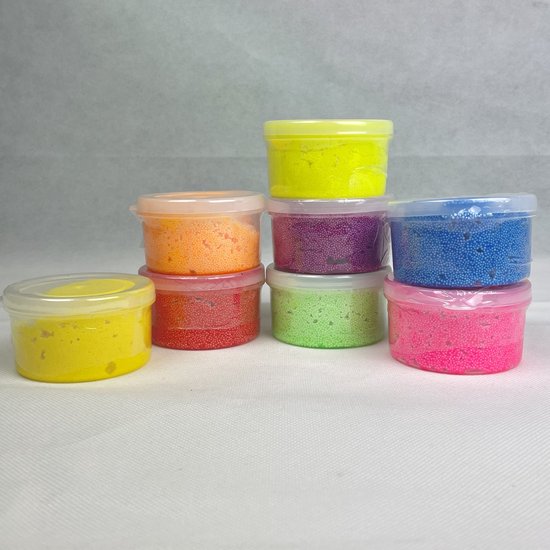 Foam klei Foam Clay 8 kleuren klei leuke cadeau tip voor kinderen