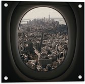 WallClassics - Tuinposter – Uitzicht over Wereldstad vanuit Vliegtuig - 50x50 cm Foto op Tuinposter  (wanddecoratie voor buiten en binnen)