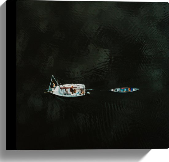 WallClassics - Canvas  - Bovenaanzicht van Bootje met Klein Bootje - 30x30 cm Foto op Canvas Schilderij (Wanddecoratie op Canvas)