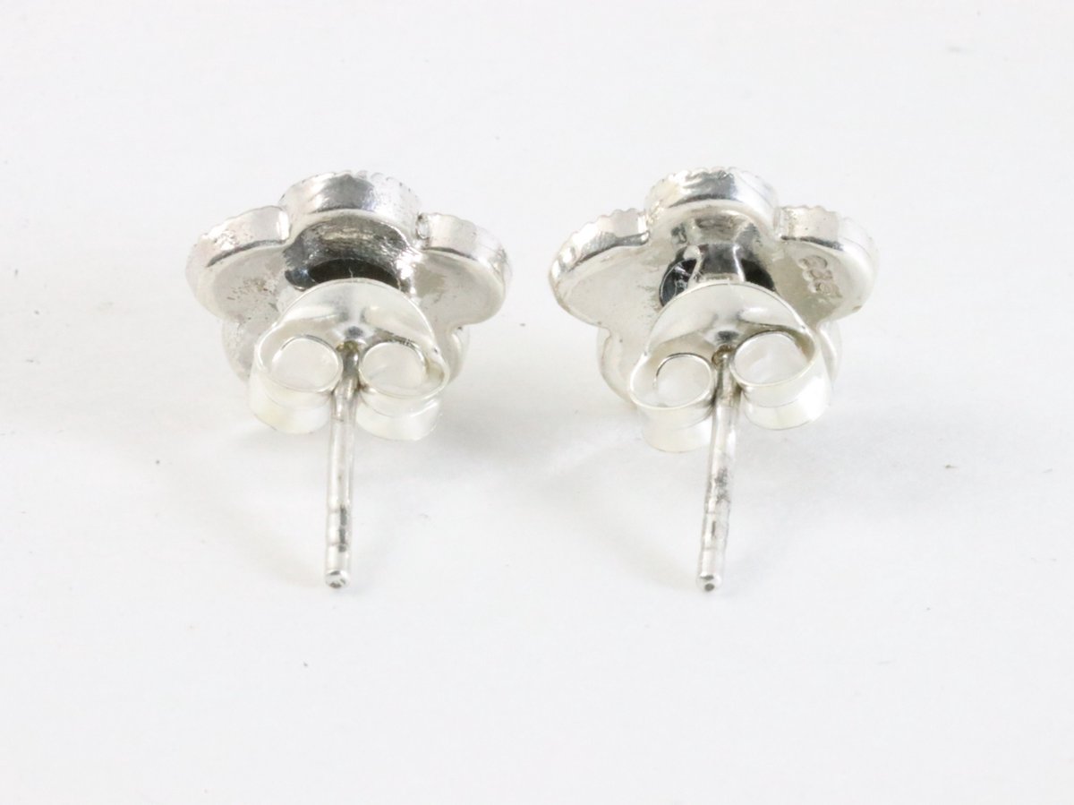 Clous D'Oreilles à Facettes Spring Street - Faux Onyx Noir, Monture Argentée, NEUFS Avec étiquette