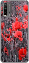 Geschikt voor Xiaomi Redmi 9T hoesje - Rode Klaprozen in een zwart wit afbeelding - Siliconen Telefoonhoesje