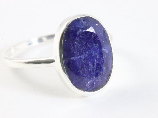 Ovale hoogglans zilveren ring met blauwe saffier - maat 18.5