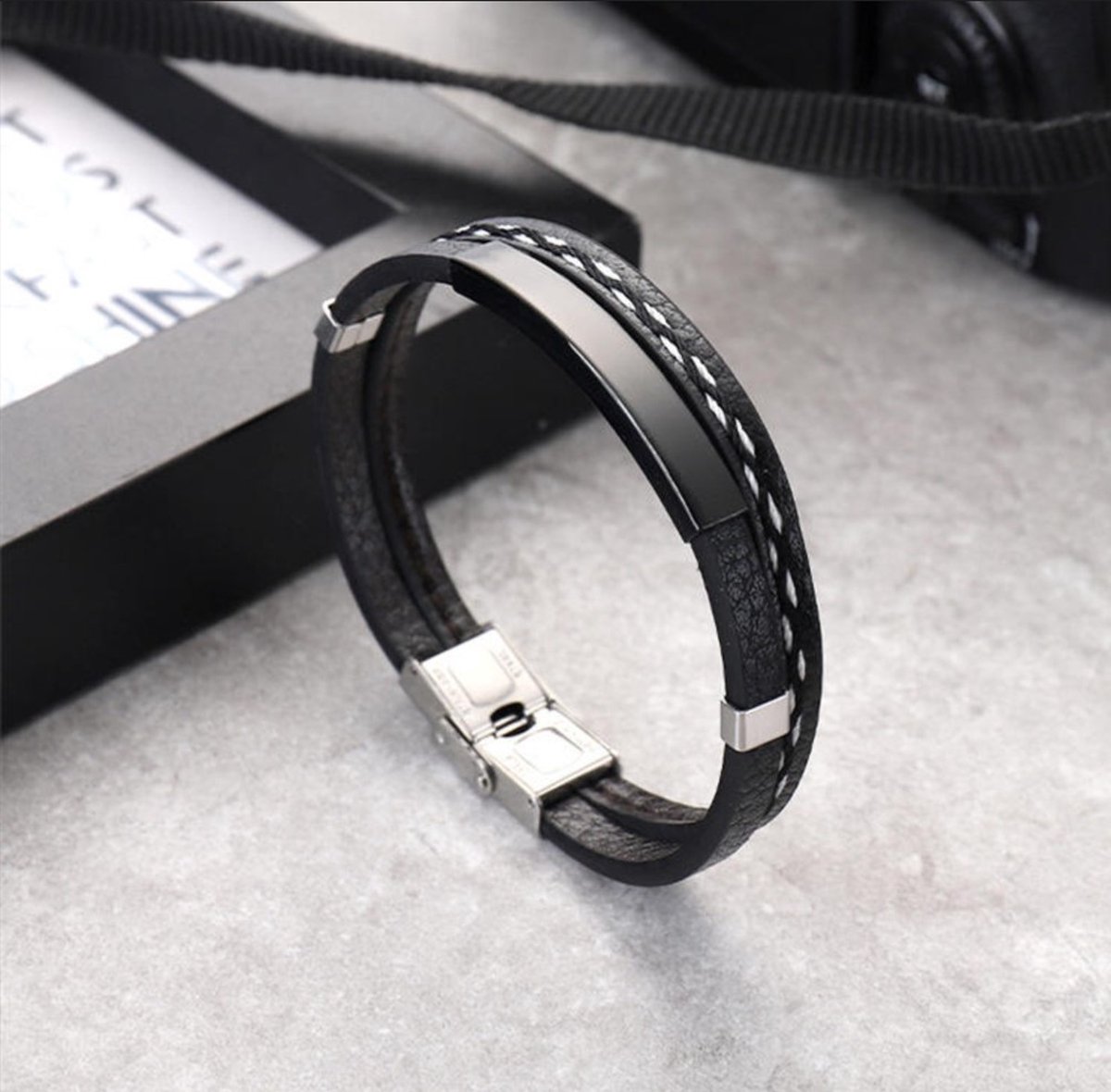 Leerella Armband Heren - Zwart - Mannen - Armbandje 20.5 cm - Leer RVS - Cadeau voor Man - Vaderdag - Geschenk - Valentijnsdag - Verjaardag - Cadeautjes