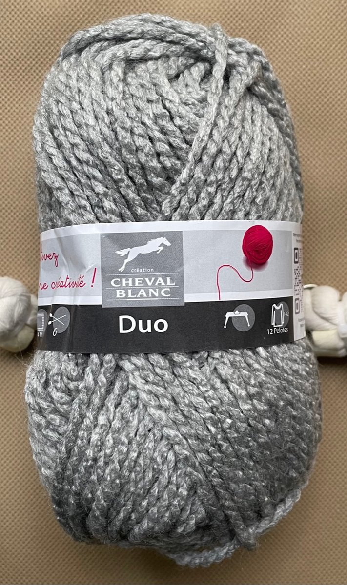 CHEVAL BLANC-WOL-GAREN-DUO 058-BREIEN&HAKEN-PER 4 STUKS.