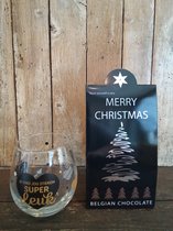 Cadeauset-Pakket-Kerst-Kerstmis-Kerstpakket-Chocolade-Belgische Chocolade-Merry Christmas-Happy New year-Happy-Gelukkig nieuwjaar-waterglas-glas-wijnglas-liefde-verliefdheid-vriedin-vriend-ik vind jou lief-ik vind jou leuk-stiekem-super leuk