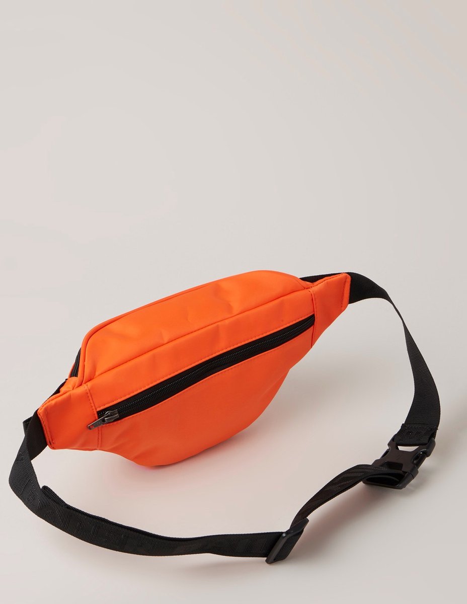 Daily Paper Waistbag Flame Orange bol