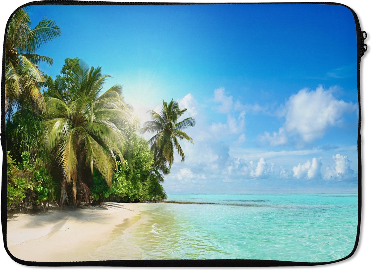 Laptophoes 13 inch - Zee - Palmboom - Strand - Tropisch - Blauw - Groen - Laptop sleeve - Binnenmaat 32x22,5 cm - Zwarte achterkant