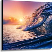 WallClassics - Canvas  - Golf in Zee bij Zonsondergang - 100x100 cm Foto op Canvas Schilderij (Wanddecoratie op Canvas)