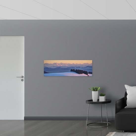 WallClassics - Drapeau - Collines et Montagnes avec Neige - 120x40 cm Photo sur Drapeau Polyester