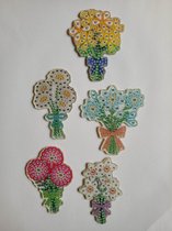 Porte-clés Diamond painting fleurs (5 pièces) à coller des deux côtés