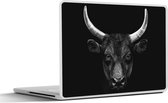 Laptop sticker - 15.6 inch - Dieren - Stier - Zwart - Wit - Portret - 36x27,5cm - Laptopstickers - Laptop skin - Cover