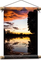 WallClassics - Textielposter - Schemering over Wateren - 30x40 cm Foto op Textiel