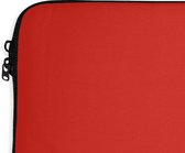 Laptophoes 13 inch - Rood - Kleur - Effen - Laptop sleeve - Binnenmaat 32x22,5 cm - Zwarte achterkant - Back to school spullen - Schoolspullen jongens en meisjes middelbare school - Macbook air hoes - Chromebook sleeve