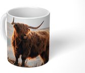 Mok - Koffiemok - Schotse hooglander - Dieren - Landelijk - Landschap - Koe - Natuur - Mokken - 350 ML - Beker - Koffiemokken - Theemok