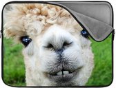 Laptophoes 17 inch | Alpaca | Zachte binnenkant | Luxe Laptophoes | Kwaliteit Laptophoes met foto