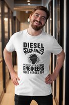Rick & Rich - T-Shirt Diesel Mechanics - T-Shirt Electrician - T-Shirt Engineer - Wit Shirt - T-shirt met opdruk - Shirt met ronde hals - T-shirt met quote - T-shirt Man - T-shirt met ronde hals - T-shirt maat S