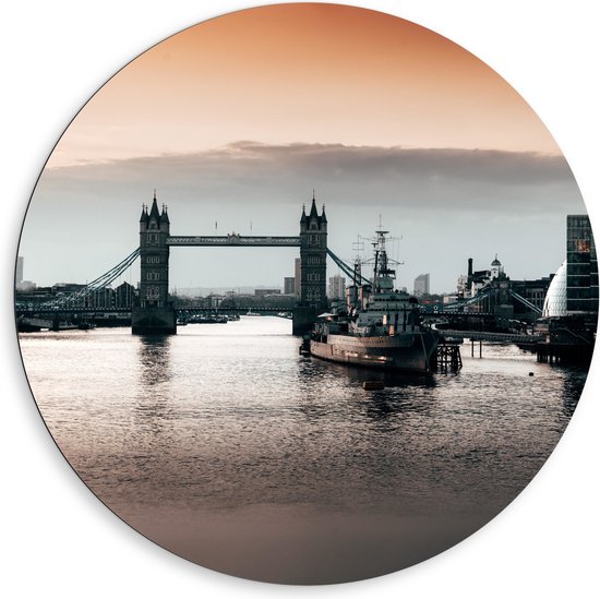 Dibond Muurcirkel - Tower Bridge met Zonsondergang in Londen, Engeland - 80x80 cm Foto op Aluminium Muurcirkel (met ophangsysteem)