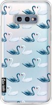 Casetastic Samsung Galaxy S10e Hoesje - Softcover Hoesje met Design - Swan Party Print