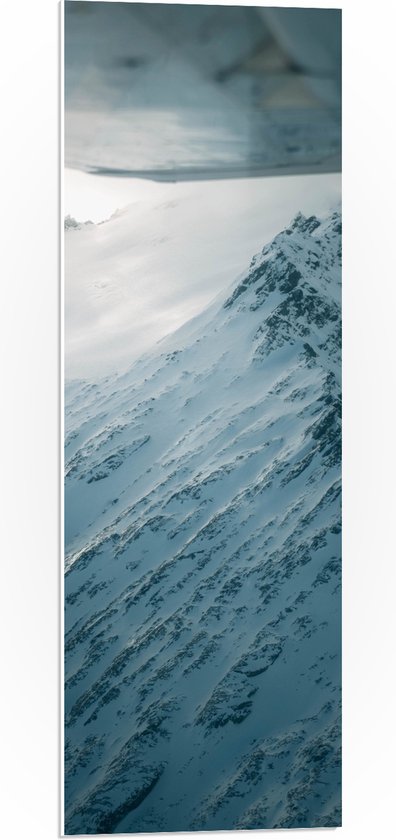 WallClassics - PVC Schuimplaat- Sneeuw op een Hoge Berg - 30x90 cm Foto op PVC Schuimplaat