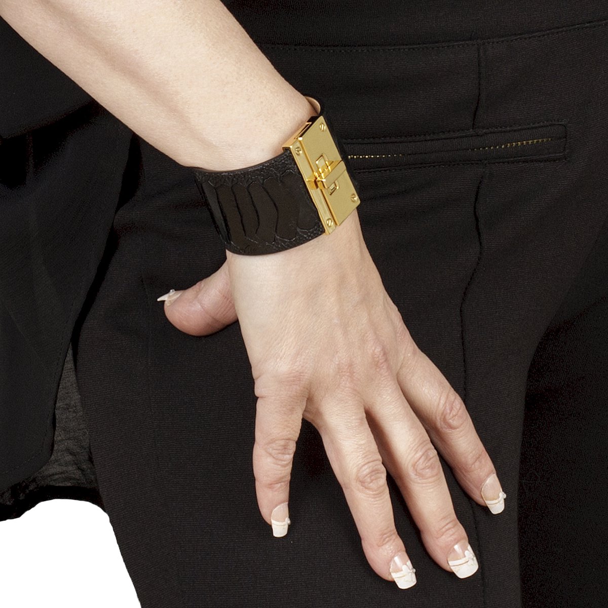 NEW SALE, BELUCIA Dames Armband SEK-01 Kalfsleer Zwart, goudkleurig, maat 16,7 cm