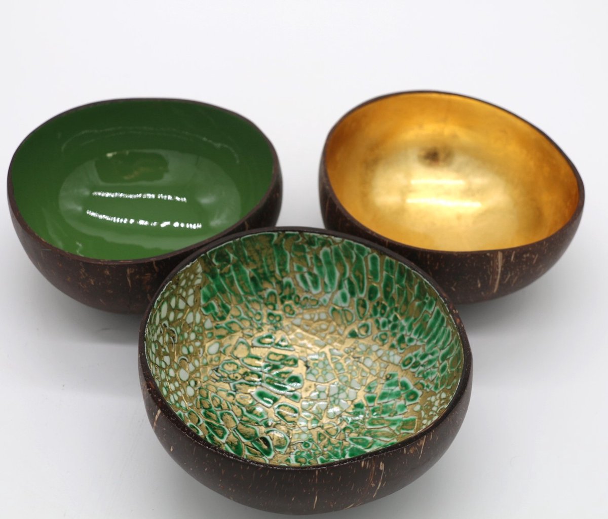 Set van 3 Kokosnootkommen – Cocohana Giftset – Inclusief Geschenkverpakking – Origineel Kerstcadeau voor Haar – Handgemaakte Bowls voor Ontbijt, Snacks en Decoratie – Perfect voor Feestdagen of Verjaardag