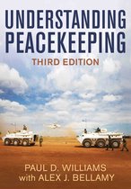  Understanding Peacekeeping: 9780745686721: Williams