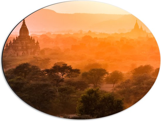 Dibond Ovaal - Fel Zonlicht over de Tempels van Myanmar - 56x42 cm Foto op Ovaal (Met Ophangsysteem)