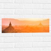 Muursticker - Fel Zonlicht over de Tempels van Myanmar - 60x20 cm Foto op Muursticker