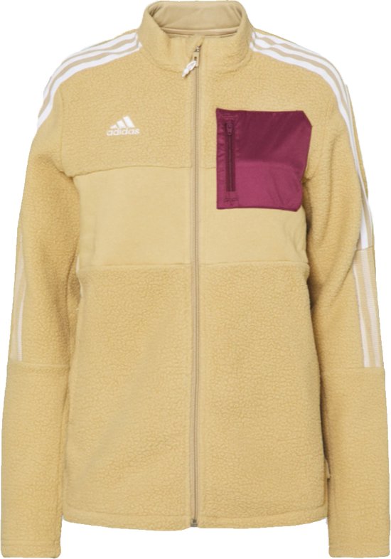 Adidas tiro winterized sherpa jack in de kleur bruin.