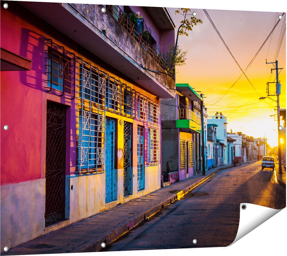 Gards Tuinposter Cuba Kleurrijke Huisjes bij Zonsondergang - 120x90 cm - Tuindoek - Tuindecoratie - Wanddecoratie buiten - Tuinschilderij Multikleur
