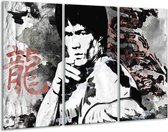GroepArt - Schilderij -  Bruce Lee, Sport - Zwart, Wit, Rood - 120x80cm 3Luik - 6000+ Schilderijen 0p Canvas Art Collectie