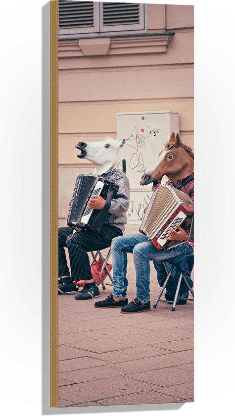 Hout - Twee Personen met Paarden Maskers Spelend op Accordeon - 30x90 cm - 9 mm dik - Foto op Hout (Met Ophangsysteem)