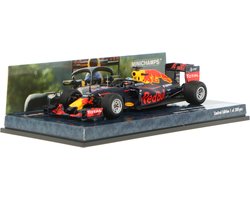 Formule 1 Red Bull Racing TAG Heuer RB12 #3 Halo Test Belgian GP 2016 - 1:43 - Minichamps
