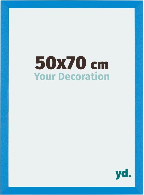 Cadre photo bleu clair 50x70 cm. Texte: 'Your Decoration'.