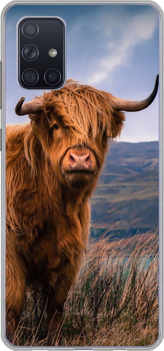 Telefoonhoesje Geschikt voor Samsung Galaxy A51 5G hoesje - Schotse Hooglander - Berg - Water - Natuur - Koe - Siliconen Telefoonhoesje Telefoonhoesje