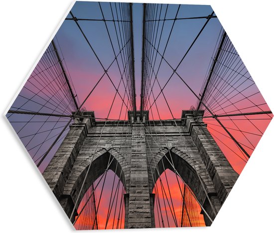 PVC Schuimplaat Hexagon - Uitzicht vanaf Brooklyn Bridge, New York City - 40x34.8 cm Foto op Hexagon (Met Ophangsysteem)