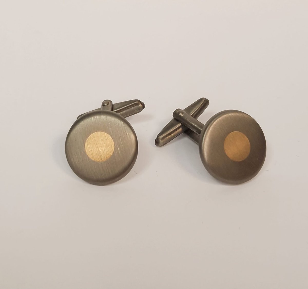 Manchetknopen - Titanium - ronde cufflings - gematteerd - Sale Juwelier Verlinden – van €199,= voor €149,=