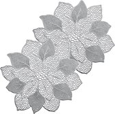 Zeller placemats bloemen vorm - 6x - kunststof - 49 x 47 cm - zilver