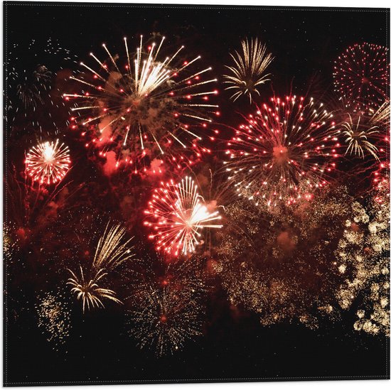 Vlag - Verzameling Vuurwerkpijlen in Rode Tinten - 50x50 cm Foto op Polyester Vlag