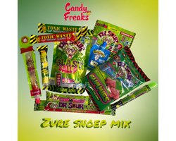 Zure snoep pakket 11 delig - Zuur snoep - Sour candy - Snoep box - Cadeau pakket - Giftbox - mystery box - Buitenlands snoep - Amerikaans snoepgoed - Sinterklaas en kerst cadeau