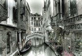 Fotobehang City Venice Canal Bridge Art | XXL - 206cm x 275cm | 130g/m2 Vlies