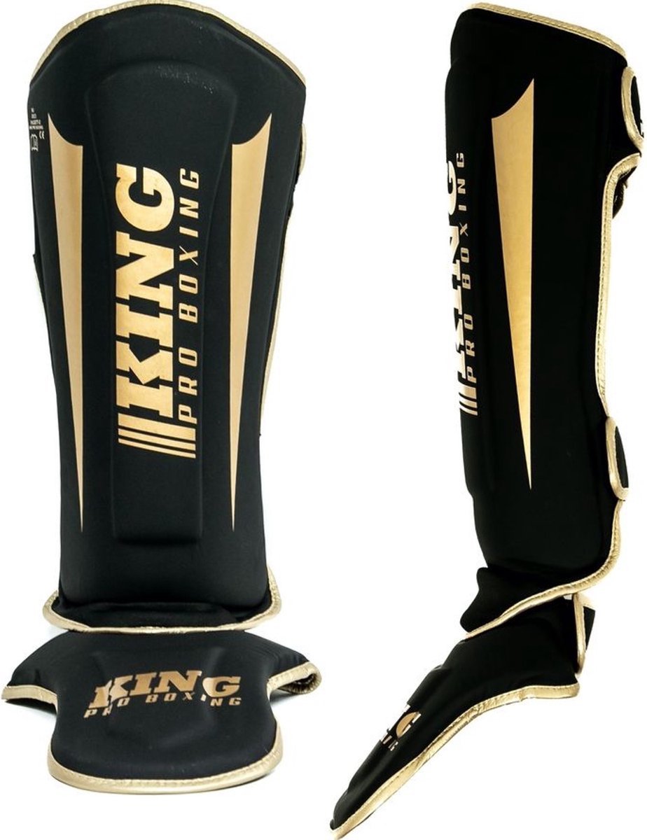 King Pro Boxing Scheenbeschermers KPB/SG REVO 6 Zwart Goud Maat M = Scheenbeen Lengte 32 cm