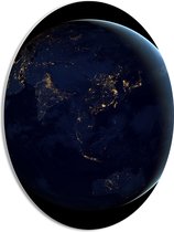 PVC Schuimplaat Ovaal - Azië op de Wereldbol vanuit het Heelal - 30x40 cm Foto op Ovaal (Met Ophangsysteem)