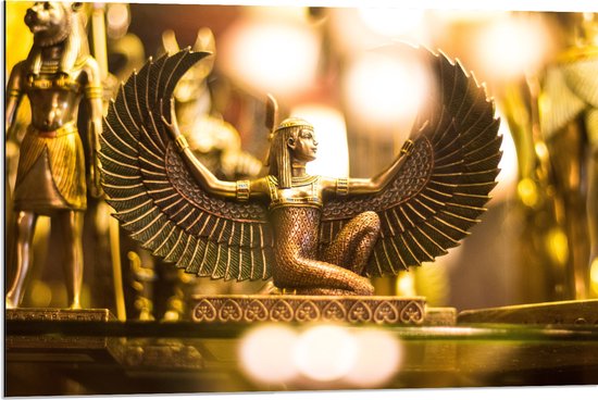 Dibond - Gouden Egyptisch Isis Beeldje - 90x60 cm Foto op Aluminium (Wanddecoratie van metaal)